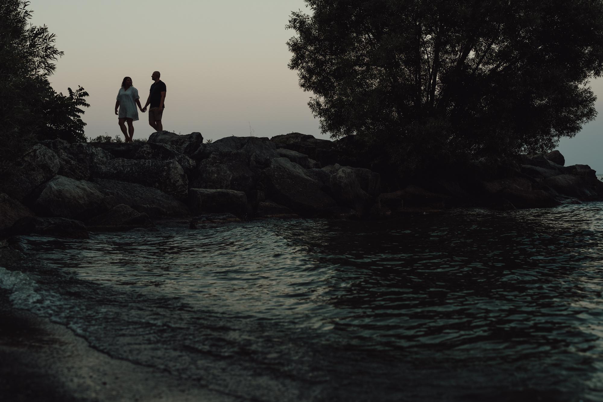 Anna & Thomas’s Sunlit Engagement Session at Jack Darling Park