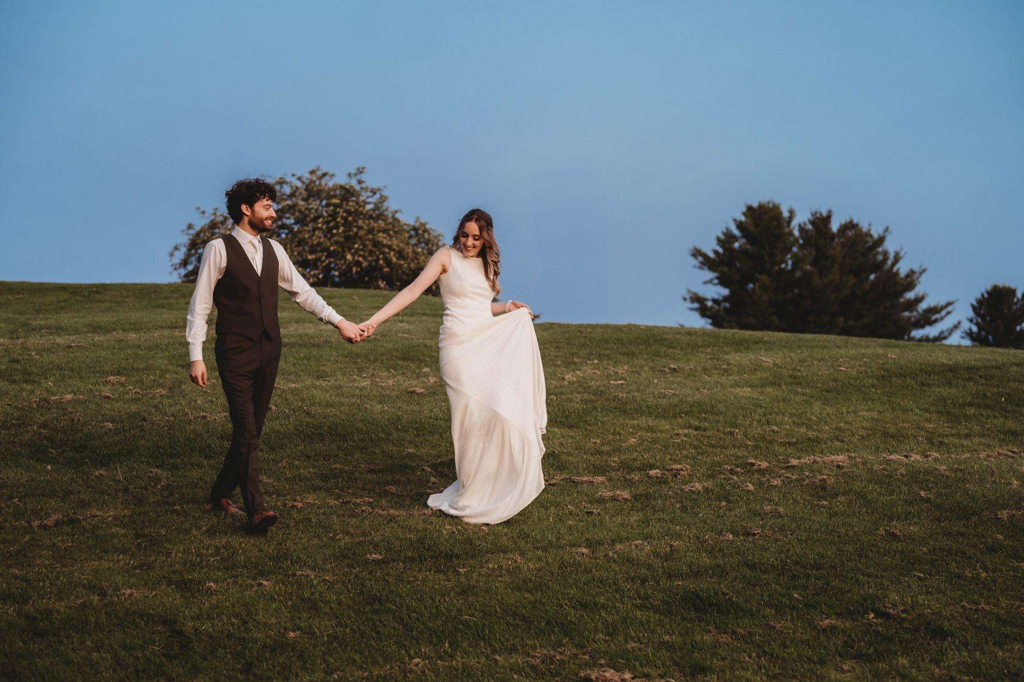 carousel-hero-element image-0