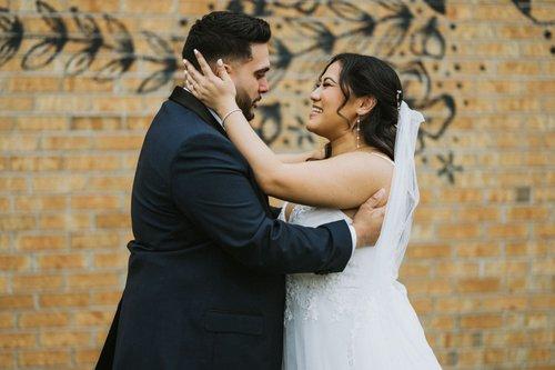 mobile - carousel-hero-element image-1